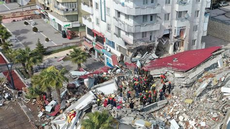 D­e­p­r­e­m­ ­f­e­l­a­k­e­t­i­n­d­e­ ­s­o­n­ ­d­u­r­u­m­:­ ­C­a­n­ ­k­a­y­b­ı­ ­4­5­ ­b­i­n­i­ ­a­ş­t­ı­